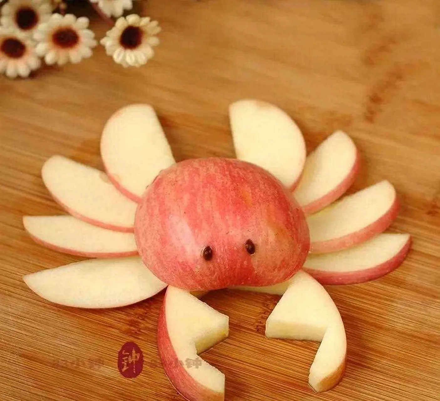 苹果切西瓜经典版(西瓜苹果的切法拼盘视频)-第2张图片-有道翻译官网